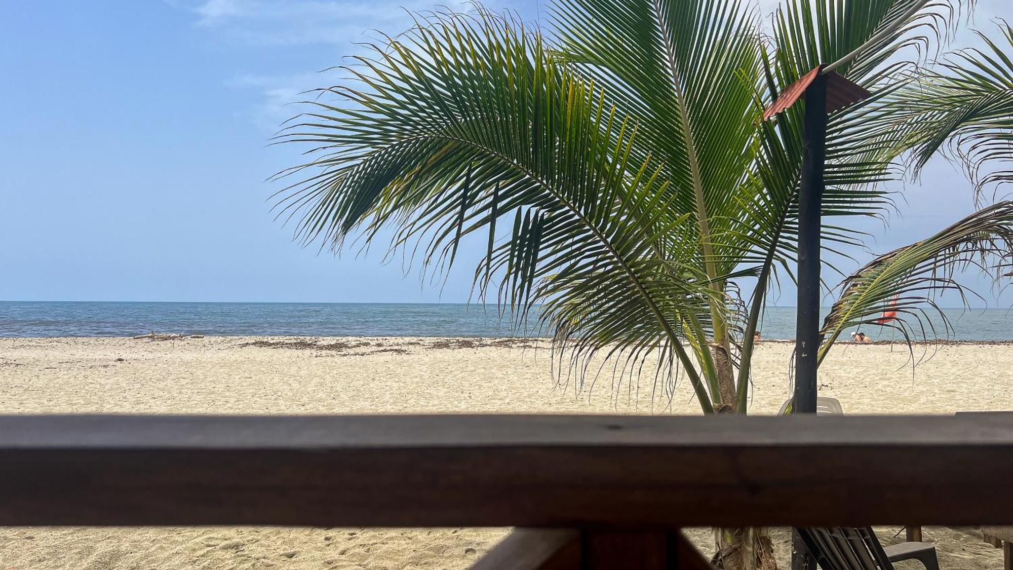 Hostal Mocambo Beach Guachaca Luaran gambar